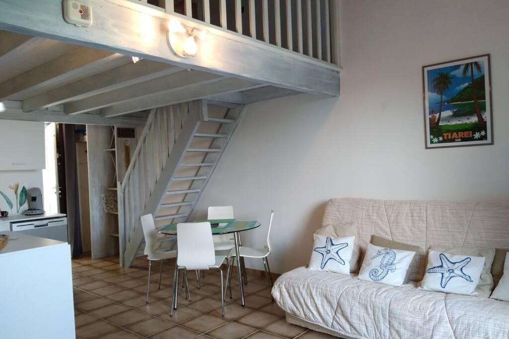 Appartement Joli Indépendant Avec Jardin Et Piscine Partagés *