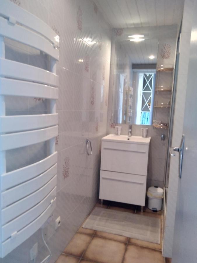 Apartment Joli Independant Avec Jardin Et Piscine Partages Arces-sur-Gironde
